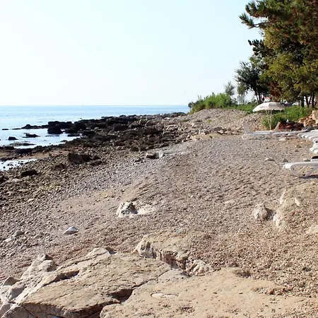 Pensjonat And With Parking Space Zambratija, Umag - 11875