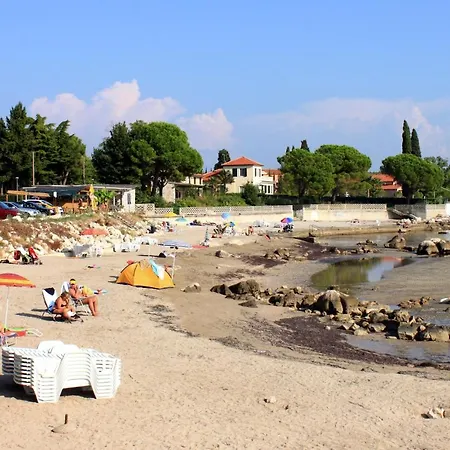 Pensjonat And With Parking Space Zambratija, Umag - 11875 3*