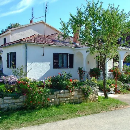 Pensjonat And With Parking Space Zambratija, Umag - 11875 3*